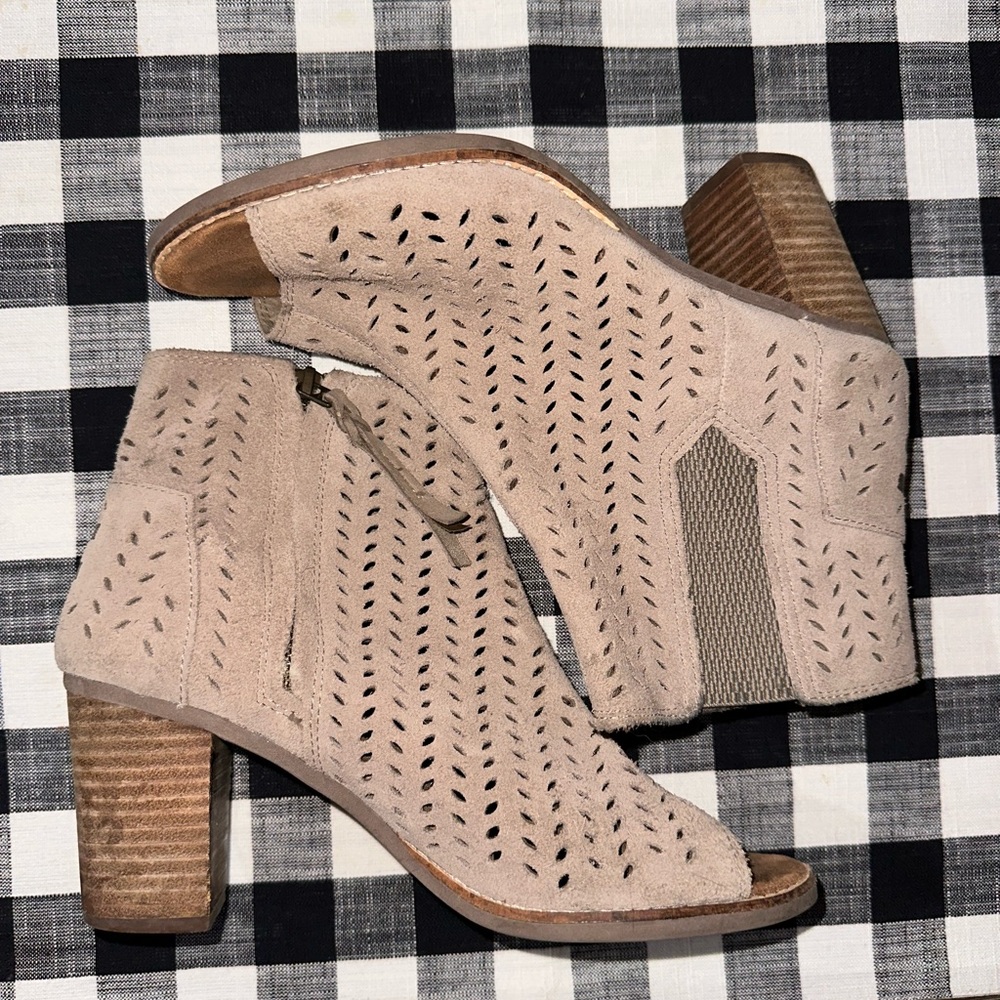 Toms Majorca Peep Toe Perf Suede Bootie in Desert Taupe